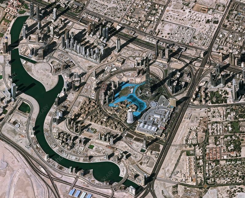 Emirates Hills Ultra-Luxury Villa Approval & Construction